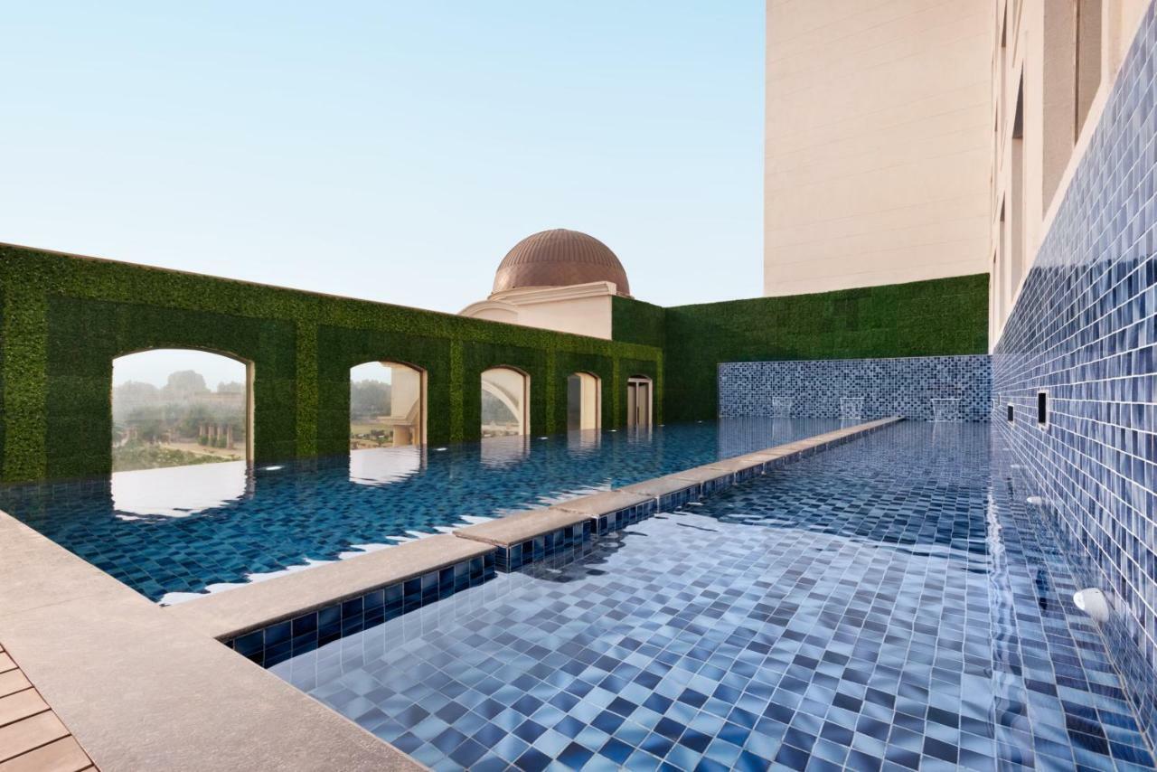Ramada Plaza By Wyndham Lucknow Hotell Eksteriør bilde