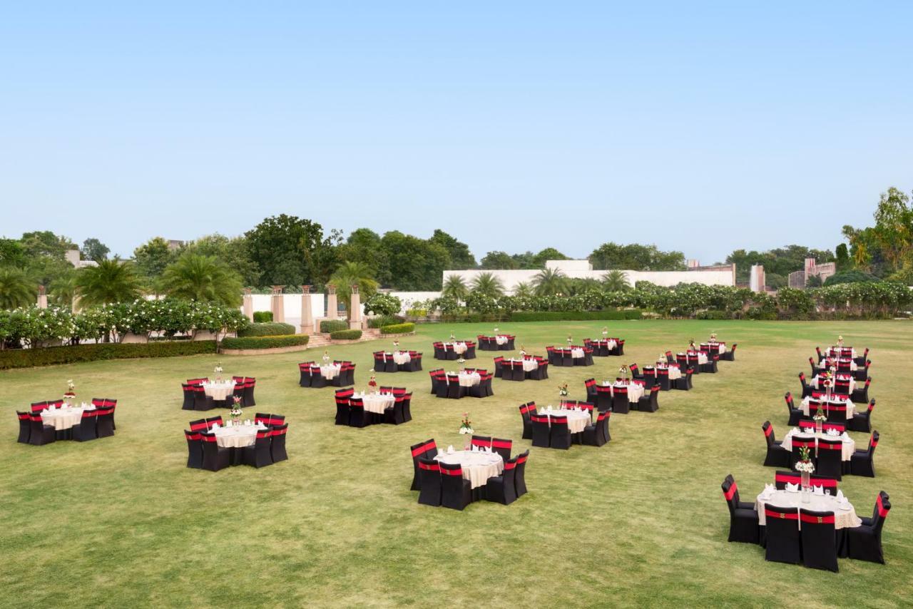 Ramada Plaza By Wyndham Lucknow Hotell Eksteriør bilde